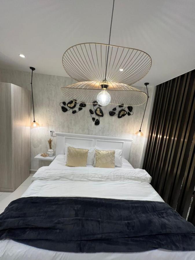 The Lennox Luxury Apartment Аккра Екстер'єр фото