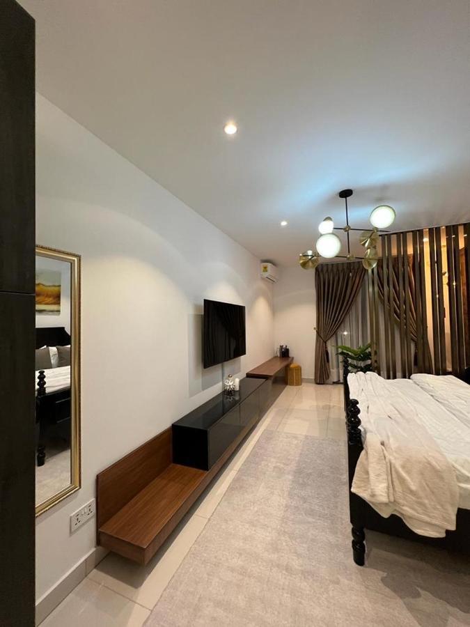 The Lennox Luxury Apartment Аккра Екстер'єр фото
