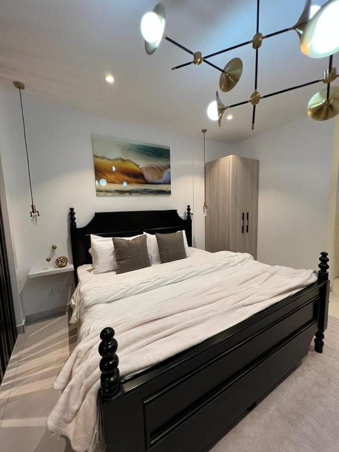 The Lennox Luxury Apartment Аккра Екстер'єр фото