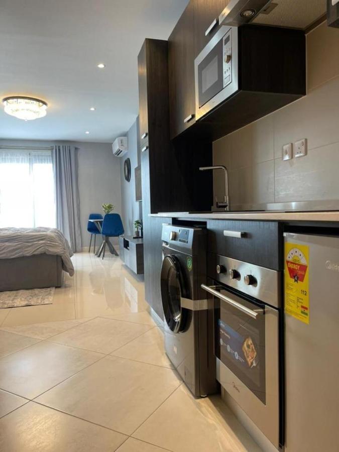 The Lennox Luxury Apartment Аккра Екстер'єр фото