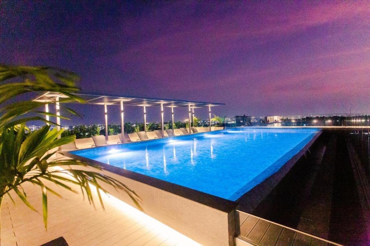 The Lennox Luxury Apartment Аккра Екстер'єр фото